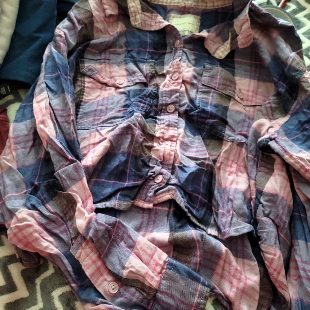 American Eagle Crop shirt